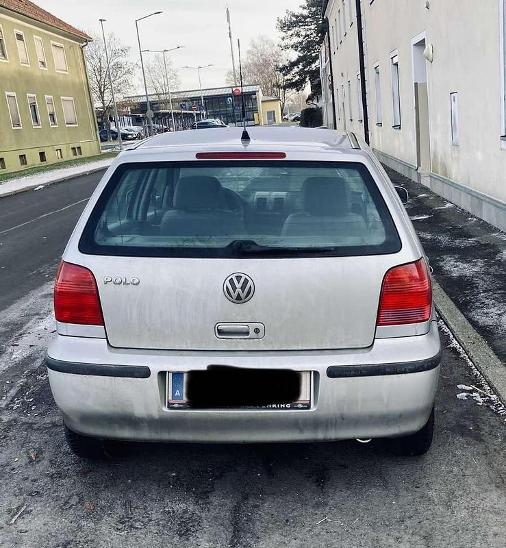 Gebraucht VW Polo 50 PS (36 kW) 2001 Grau Limousine