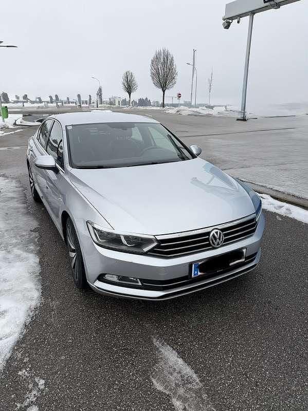 Gebraucht VW Passat Comfortline 120 PS (88 kW) 2016 Limousine