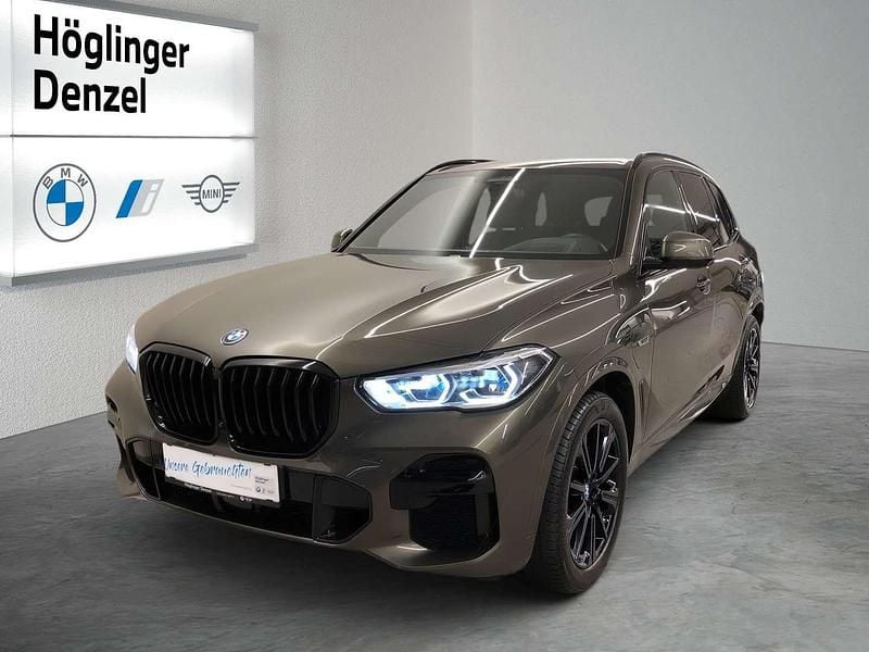 Grau Gebraucht 2023 BMW X5 Efficient Dynamics SUV | € 67.990 (Fairer Preis) - Bild 1/4