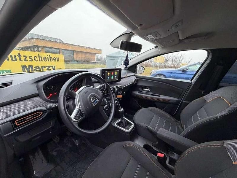 Gebraucht Dacia Sandero Comfort 91 PS (66 kW) 2022 Weiß Limousine