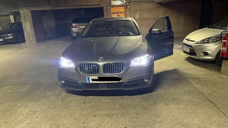 Gebraucht BMW 520 190 PS (139 kW) 2016 Limousine