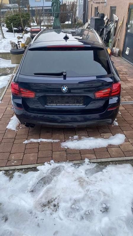 Gebraucht BMW 523 M Sport 204 PS (150 kW) 2010 Blau Kombi