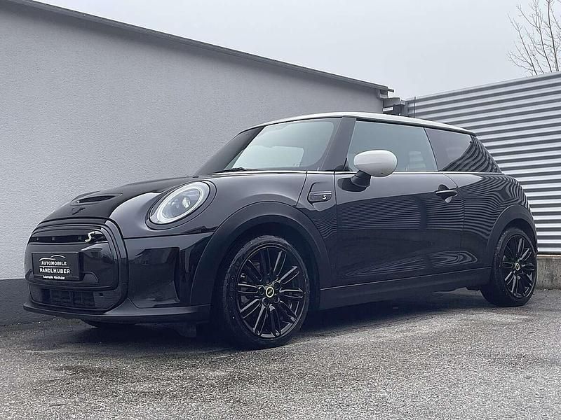 Gebraucht Mini Cooper SE 135 kW (184 PS) 2021 Schwarz Kleinwagen
