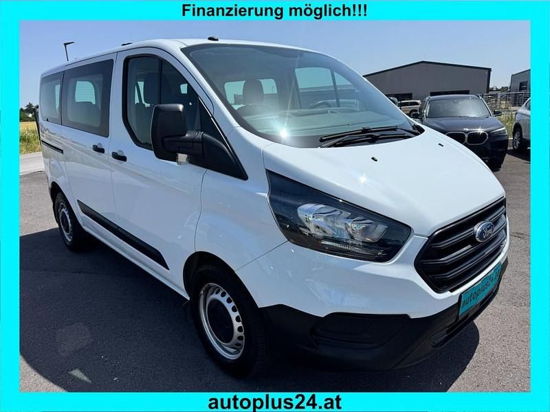 Weiß Gebraucht 2018 Ford Transit Custom Ambiente Van / Kleinbus | € 19.990 (Etwas zu teuer) - Bild 1/4