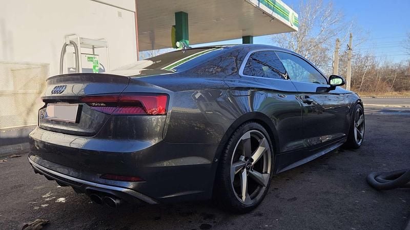 Gebraucht Audi S5 Ambiente 354 PS (260 kW) 2017 Grau Coupé