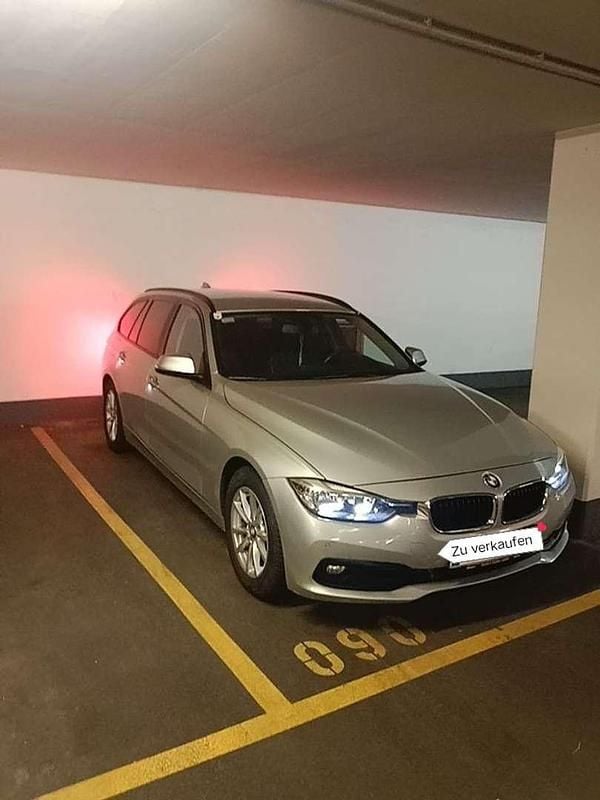 Gebraucht BMW 318 150 PS (110 kW) 2016 Limousine