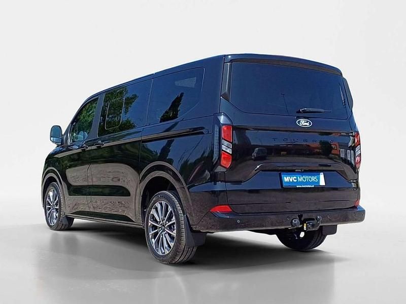 Neu Ford Tourneo Custom Titanium 170 PS (125 kW) 2026 Van