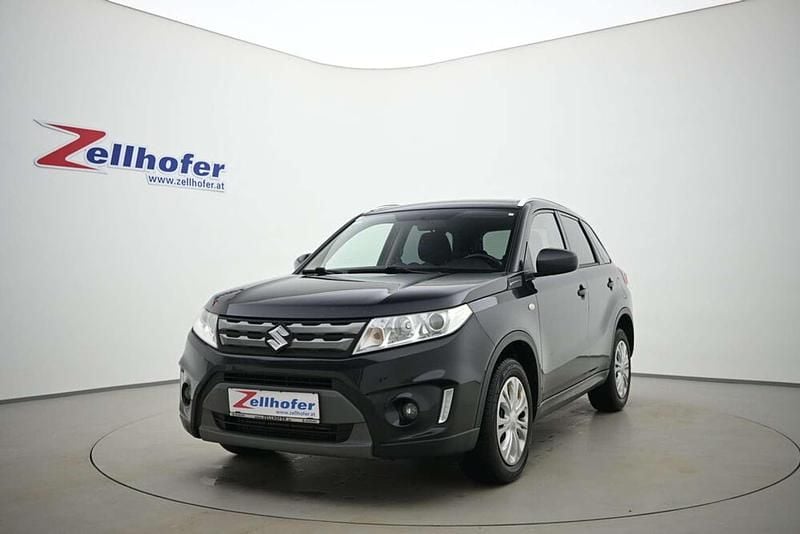 Schwarz Gebraucht 2016 Suzuki Vitara GL SUV | € 8.900 - Bild 1/3