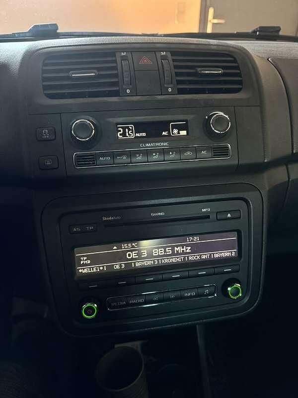 Gebraucht Skoda Fabia Monte Carlo 69 PS (50 kW) 2013 Rot Limousine