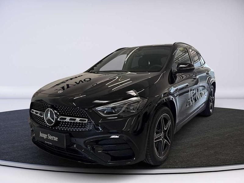 Gebraucht Mercedes GLA200 AMG 150 PS (110 kW) 2025 Schwarz SUV
