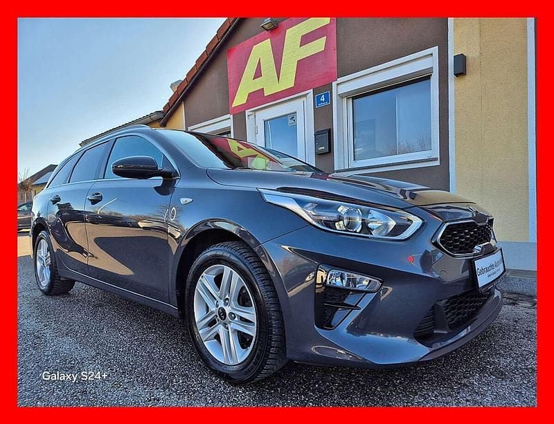 Gebraucht Kia Ceed Sportswagon Silver 136 PS (100 kW) 2021 Grau Kombi