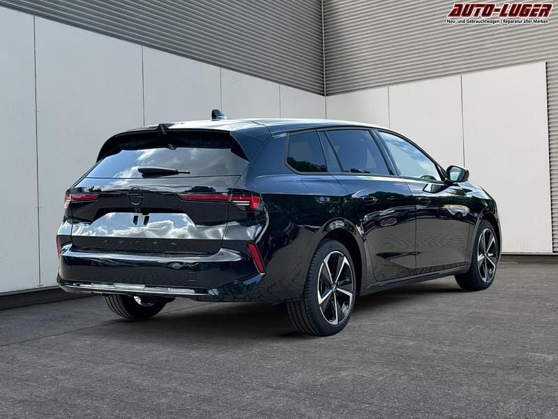 Neu Opel Astra 131 PS (96 kW) 2025 Limousine