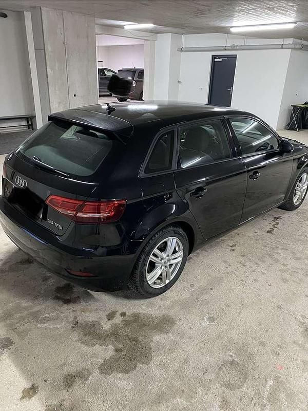 Gebraucht Audi A3 150 PS (110 kW) 2019 Schwarz Limousine