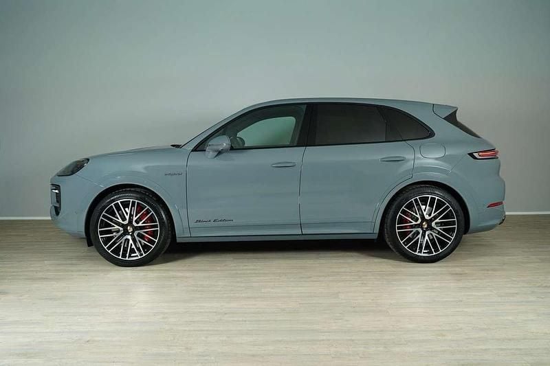 Gebraucht Porsche Cayenne S E-Hybrid Black Edition 354 PS (260 kW) 2025 Schwarz SUV