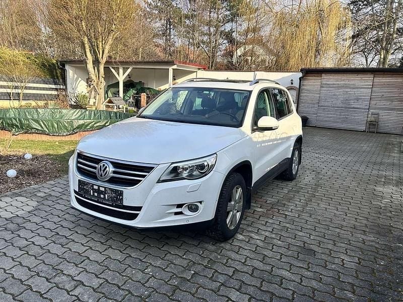 Gebraucht VW Tiguan 140 PS (102 kW) 2010 Weiß SUV