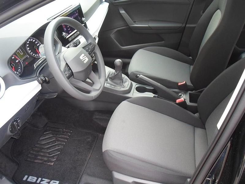 Neu Seat Ibiza Reference 80 PS (58 kW) 2025 Dunkelblau  normal Limousine