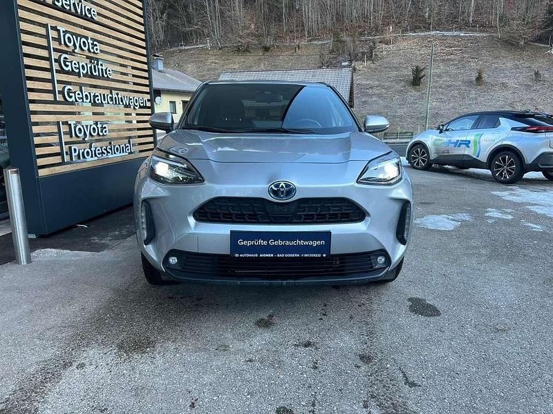 Gebraucht Toyota Yaris Active 92 PS (67 kW) 2022 Kleinwagen