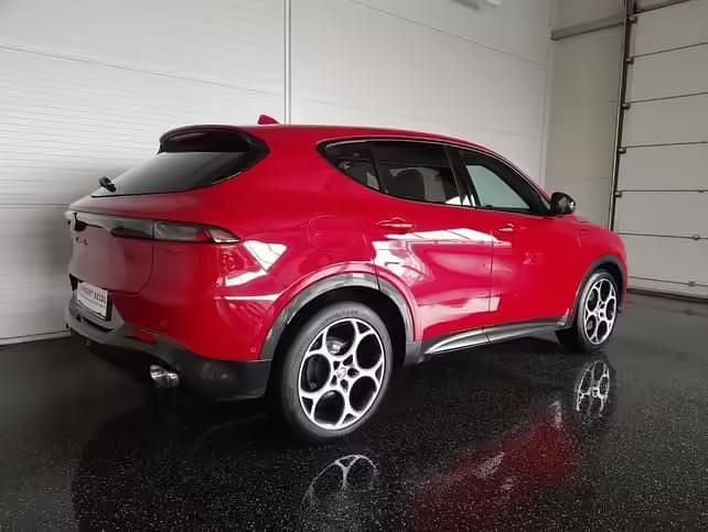 Gebraucht Alfa Romeo Tonale Edizione Speciale 160 PS (117 kW) 2022 Rot SUV