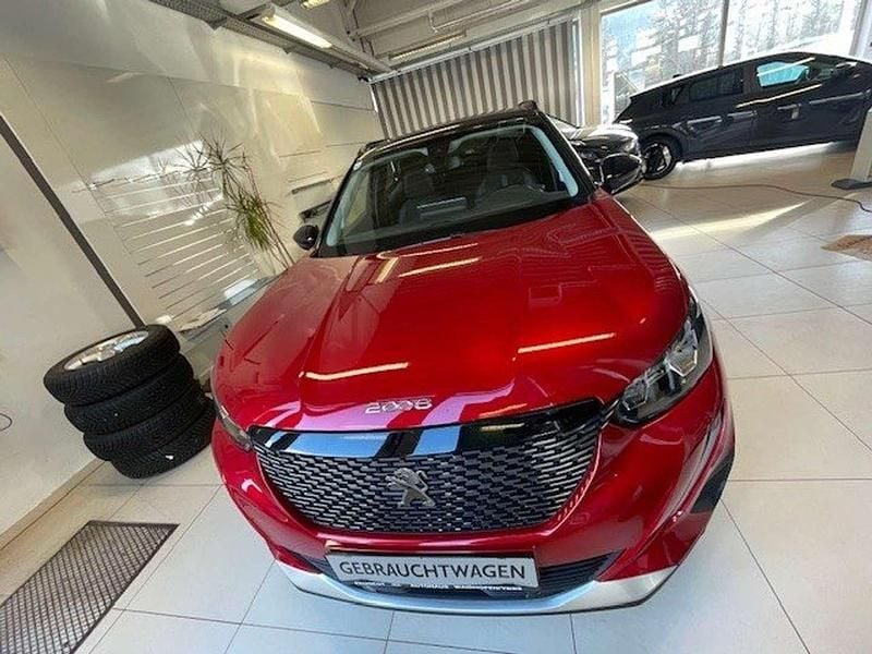 Gebraucht Peugeot 2008 Allure 131 PS (96 kW) 2020 Rot SUV