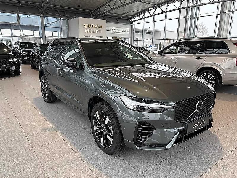 Gebraucht Volvo XC60 252 PS (185 kW) 2026 Grün SUV
