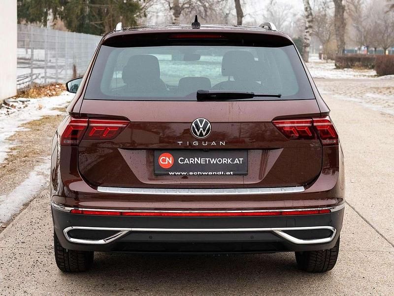 Gebraucht VW Tiguan Elegance 150 PS (110 kW) 2021 Braun SUV