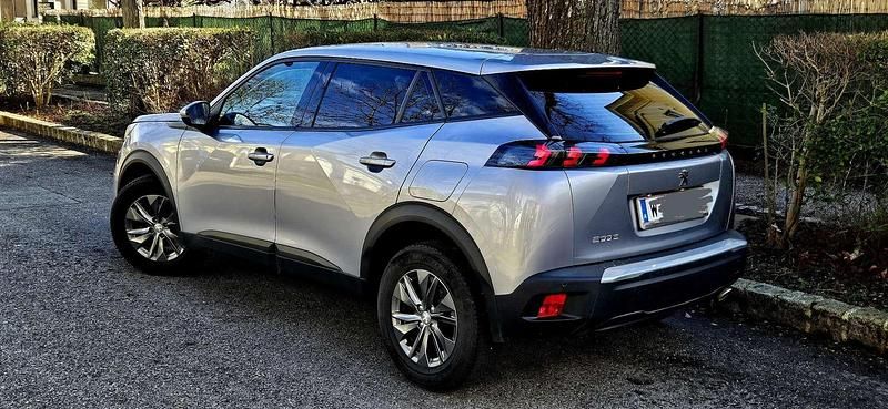 Gebraucht Peugeot 2008 Active 110 PS (80 kW) 2021 SUV