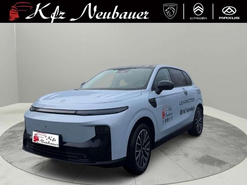 Gebraucht Leapmotor B10 160 kW (218 PS) 2025 Silber SUV