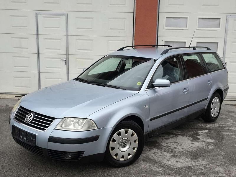 Blau Gebraucht 2004 VW Passat Kombi | € 2.899 (Etwas zu teuer) - Bild 1/4