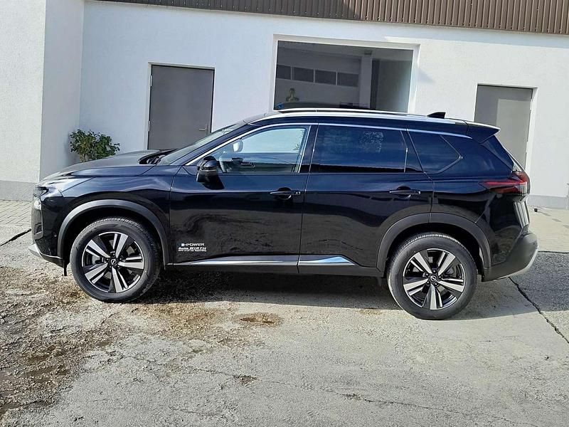 Gebraucht Nissan X-Trail Tekna 213 PS (156 kW) 2024 Schwarz SUV