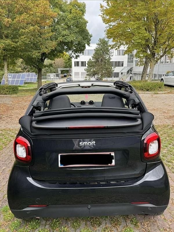 Gebraucht Smart ForTwo Cabrio Passion 71 PS (52 kW) 2016 Schwarz Cabrio