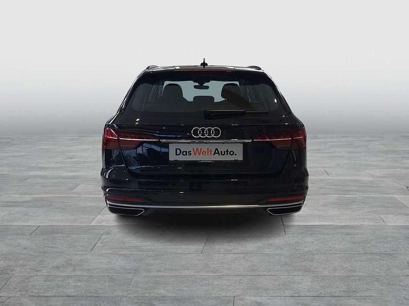 Gebraucht Audi A4 Advanced 163 PS (119 kW) 2022 Schwarz  metallic Kombi