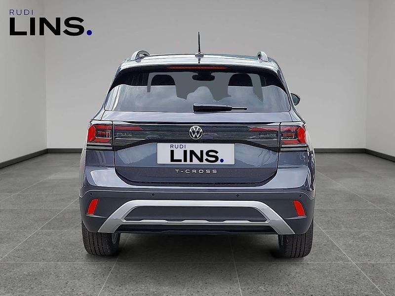 Gebraucht VW T-Cross 95 PS (69 kW) 2024 Grau SUV