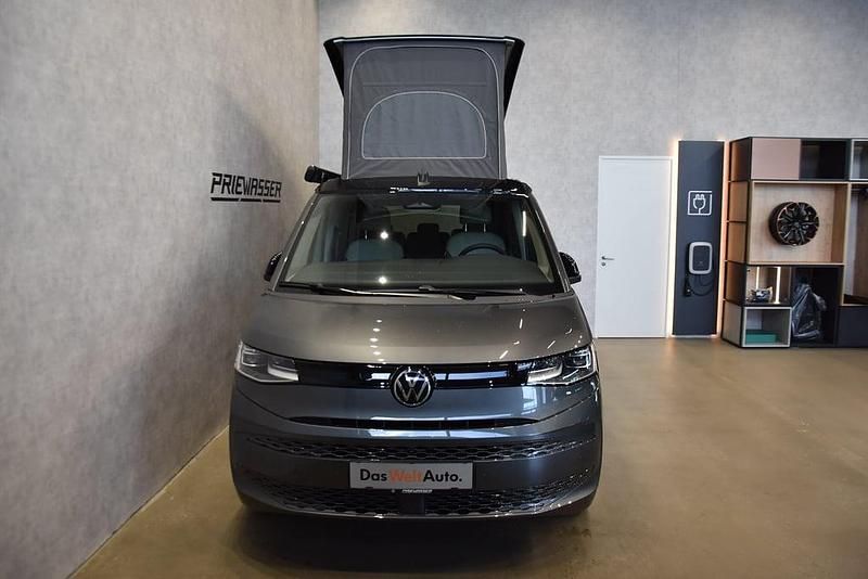 Neu VW California Beach 150 PS (110 kW) 2026 Hellgrau  normal Van