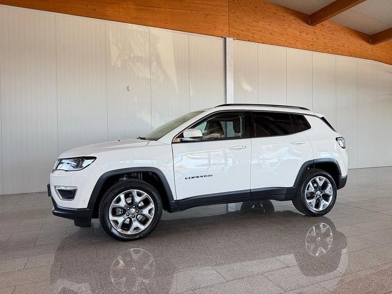 Gebraucht Jeep Compass Limited 140 PS (102 kW) 2019 Weiss  metallic SUV