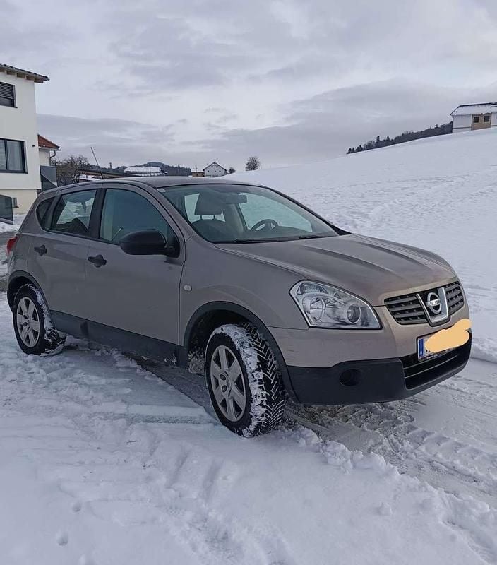 Gebraucht Nissan Qashqai Acenta 106 PS (77 kW) 2009 Bronze SUV