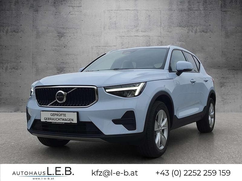 Blau Gebraucht 2025 Volvo XC40 Core SUV | € 34.690 (Guter Preis) - Bild 1/4