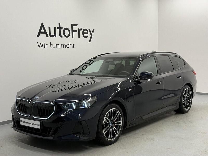 Gebraucht BMW 530e Shadowline 190 PS (139 kW) 2025 M carbonschwarz