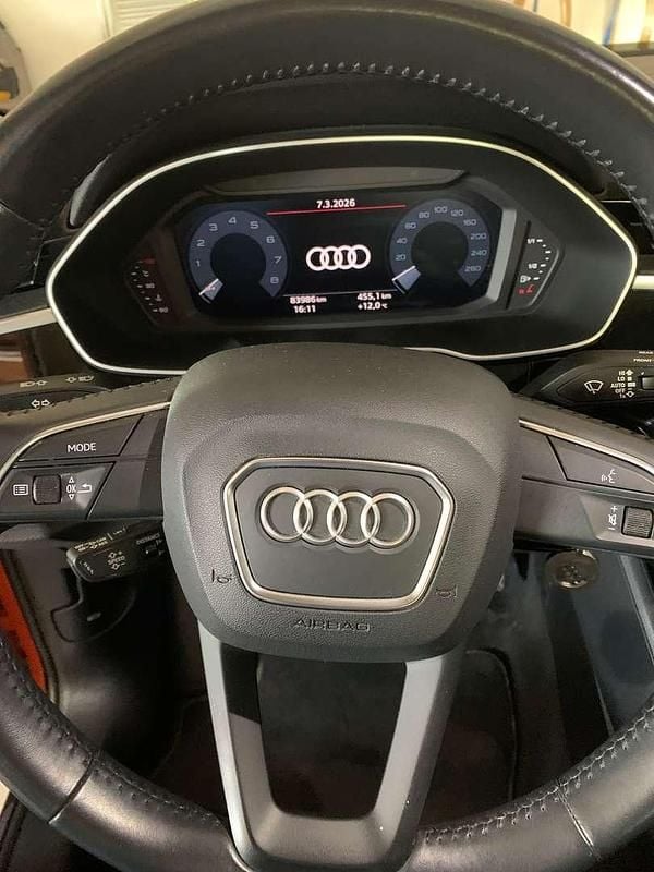 Gebraucht Audi Q3 Sportback Advanced 190 PS (139 kW) 2020 Orange SUV