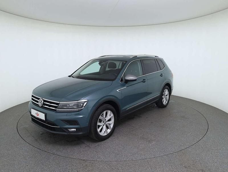 Blau Gebraucht 2021 VW Tiguan Allspace Highline SUV | € 28.880 (Guter Preis) - Bild 1/3