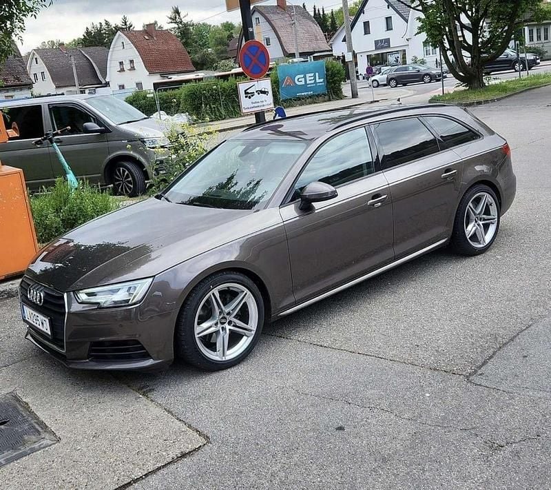 Gebraucht Audi A4 150 PS (110 kW) 2015 Braun Kombi