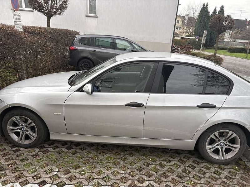 Gebraucht BMW 318 129 PS (94 kW) 2005 Limousine