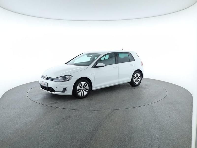 Gebraucht VW e-Golf 100 kW (136 PS) 2018 Weiss  normal Kleinwagen