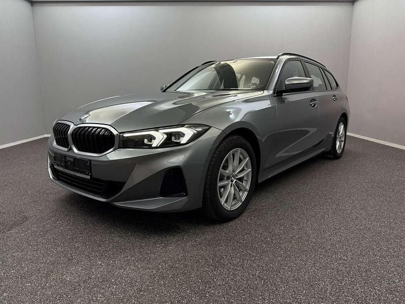 Gebraucht BMW 320 Shadowline 190 PS (139 kW) 2023 Grau Kombi