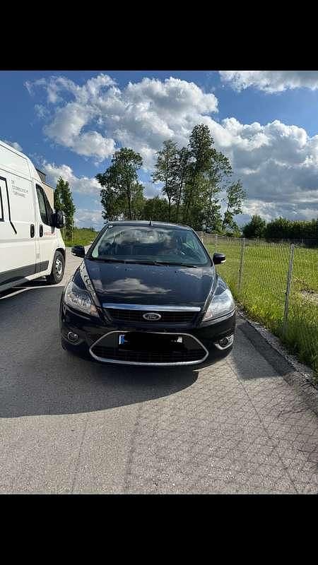 Gebraucht 2010 Ford Focus Cabriolet Titanium Cabrio | € 3.200 - Bild 1/4