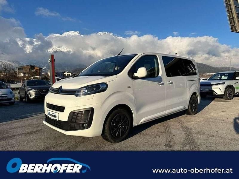 Weiß Gebraucht 2019 Citroën Spacetourer Shine Van / Kleinbus | € 27.990 (Fairer Preis) - Bild 1/4