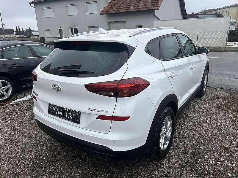 Gebraucht Hyundai Tucson 132 PS (97 kW) 2019 Weiß SUV