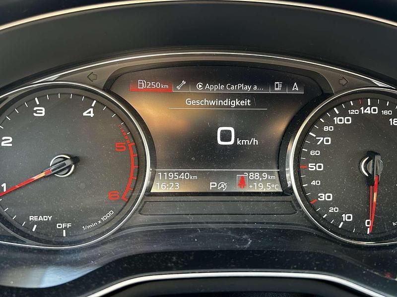 Gebraucht Audi A4 163 PS (119 kW) 2021 Schwarz Kombi