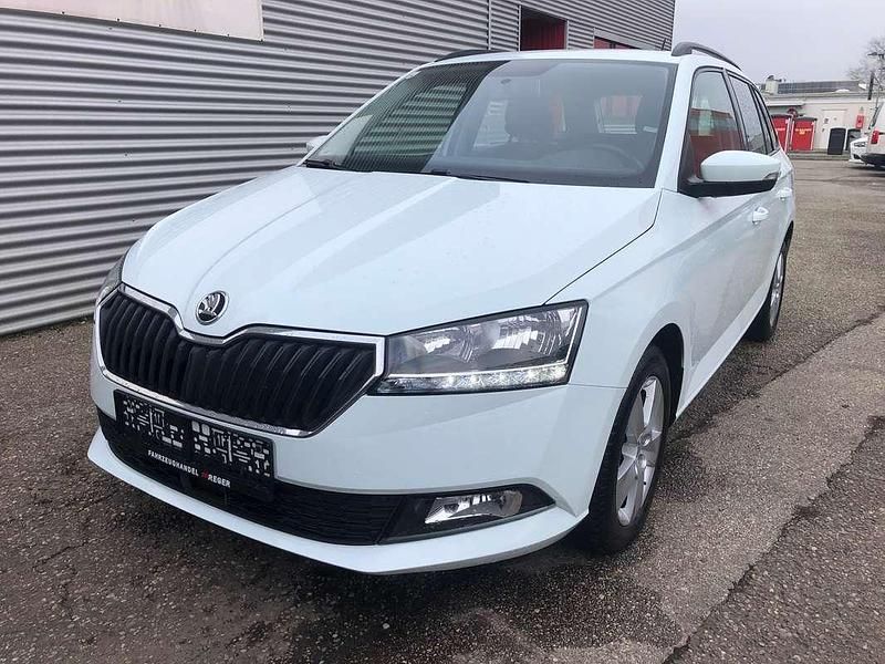 Weiß Gebraucht 2019 Skoda Fabia Ambition Kombi | € 9.290 (Fairer Preis) - Bild 1/4