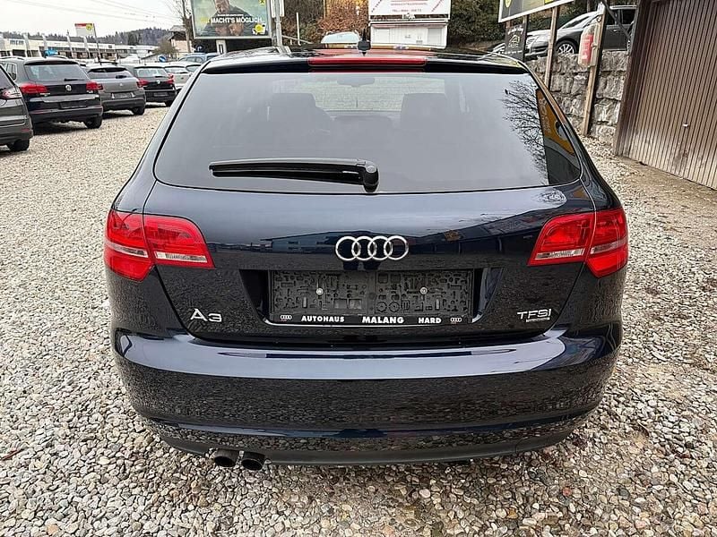 Gebraucht Audi A3 Ambiente 200 PS (147 kW) 2011 Blau Kleinwagen