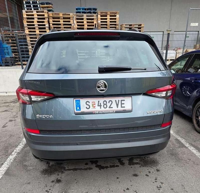 Grau Gebraucht 2019 Skoda Kodiaq SUV | € 20.000 (Fairer Preis) - Bild 1/3